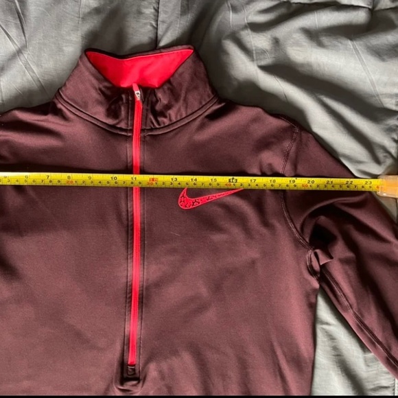 Nike Dri-Fit 1/4 Zip Pullover - Picture 9 of 10